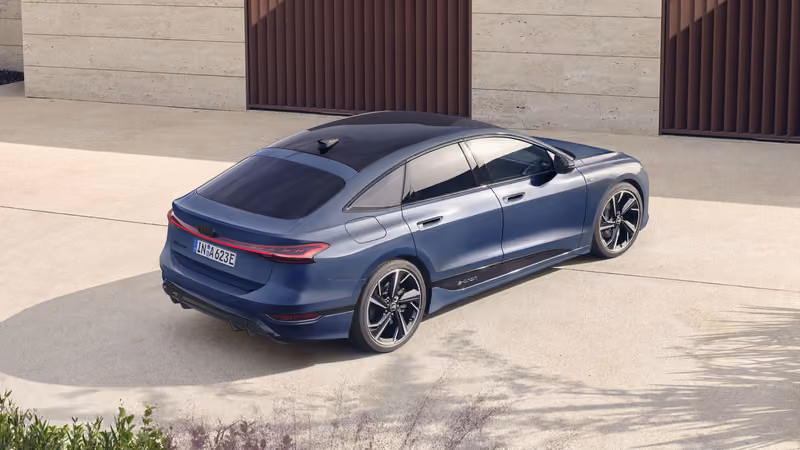 Audi A6 Sportback e-tron, arkadan üstten