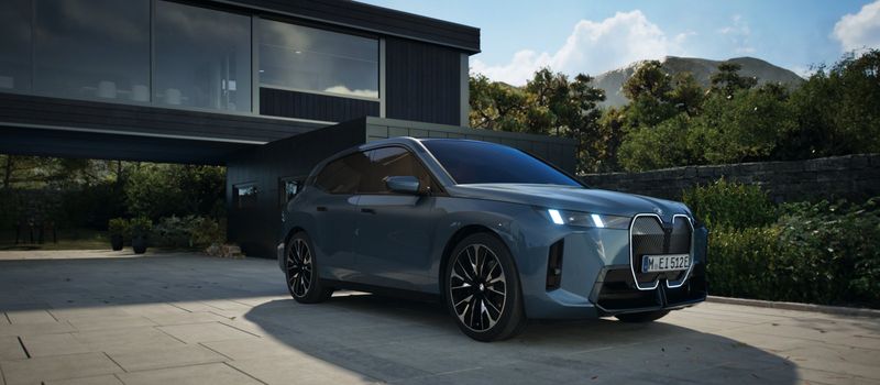 Yeni BMW iX, önden 3/4